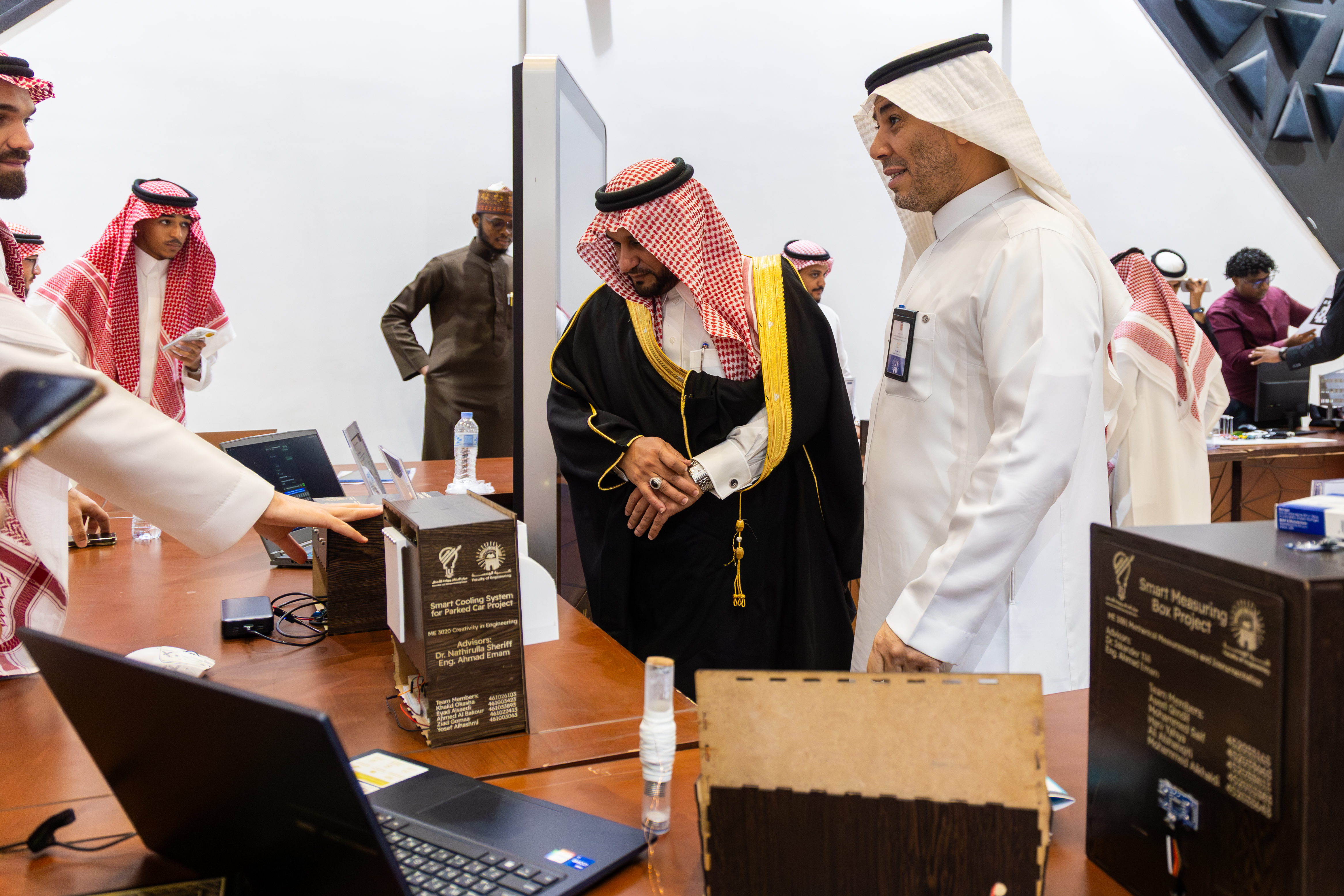 تحت رعاية رئيس الجامعة الإسلامية.. كلية الهندسة تنظّم المعرض السنوي الثاني للمشاريع الابتكارية لطلابها